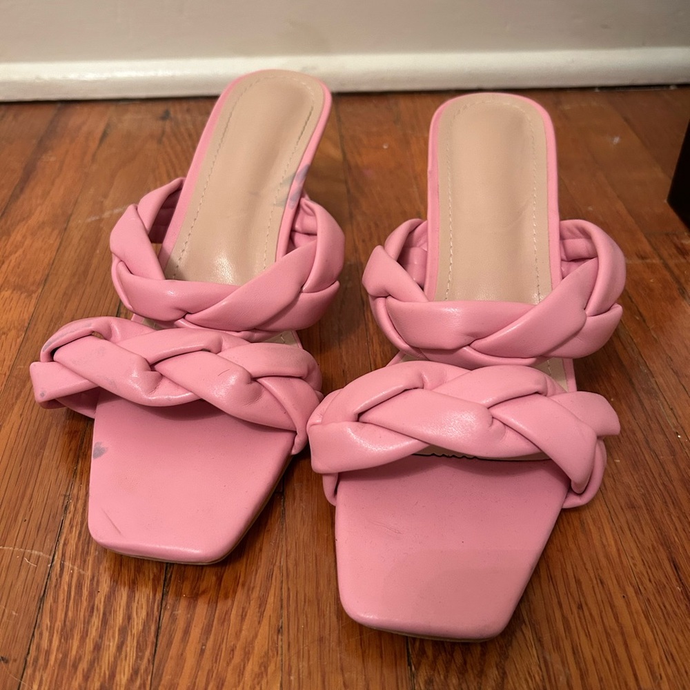 Pink Kitten Heels. EU 39